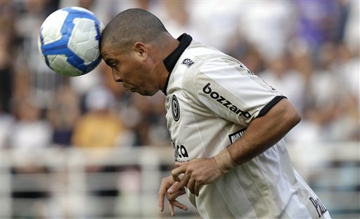 爱游戏平台体验-包含西汉姆训练开放日，集结日门线救险引欢呼，德甲在即，球探报告显示潜力的词条